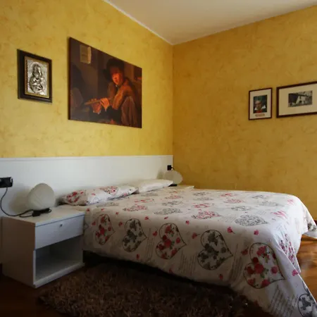 Bed & Breakfast B&b-foresteria Casa Della Musica Mandello del Lario
