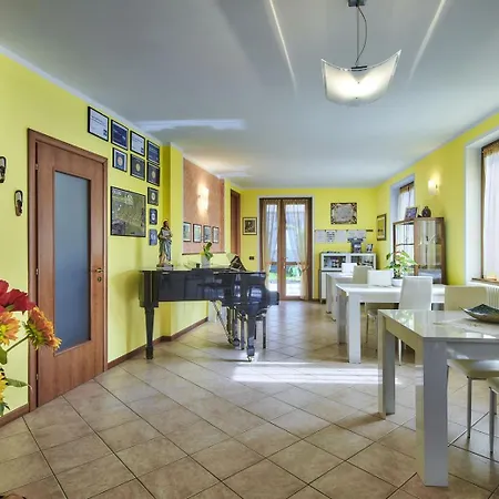B&b-foresteria Casa Della Musica Mandello del Lario