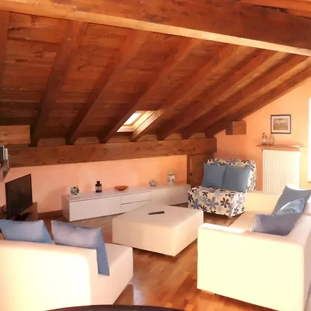 Bed & Breakfast B&b-foresteria Casa Della Musica 3*